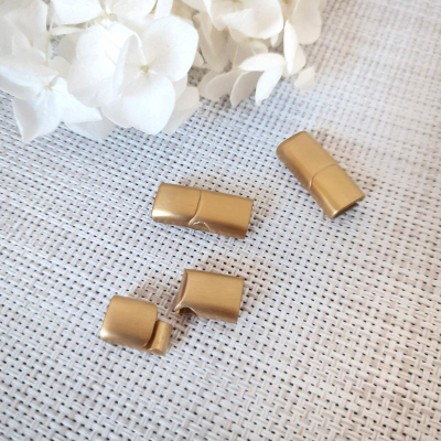 Замок магнитный для шнура 8х4 мм., 18К, цвет - матовое золото