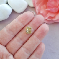 Кулон Твоя літера - Е, 18К, 10х10 мм., колір - золото