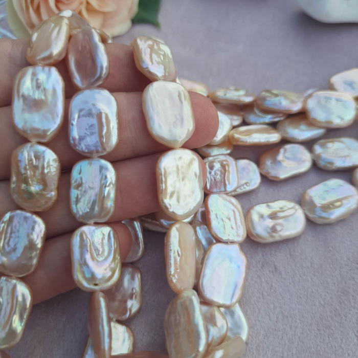 Жемчуг натуральный, 15х18 мм., розовый, барокко - пластины, нить 36 см.