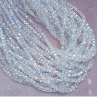 Бусины Стекло (хрусталь) Гальваника, кубик, 6х6 мм. АВ-Цвет: прозрачные, нить 54 см.